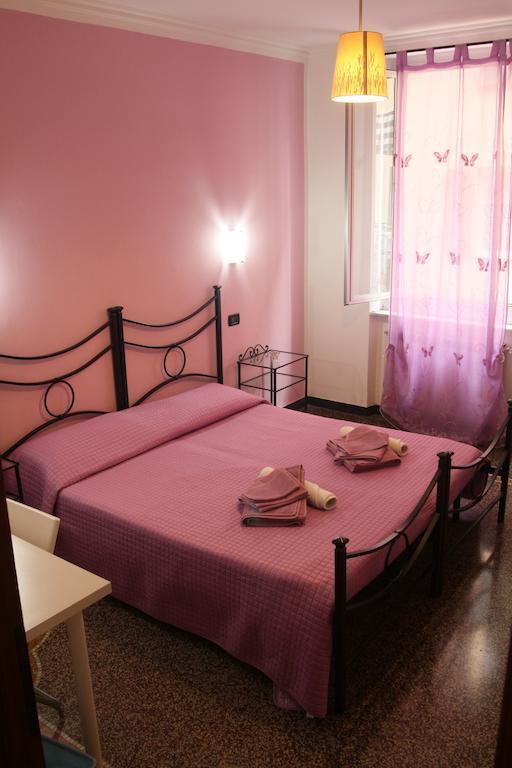 Bed & Breakfast La Rosa Dei Venti Генуя Номер фото