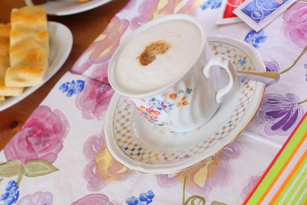 Bed & Breakfast La Rosa Dei Venti Генуя Экстерьер фото